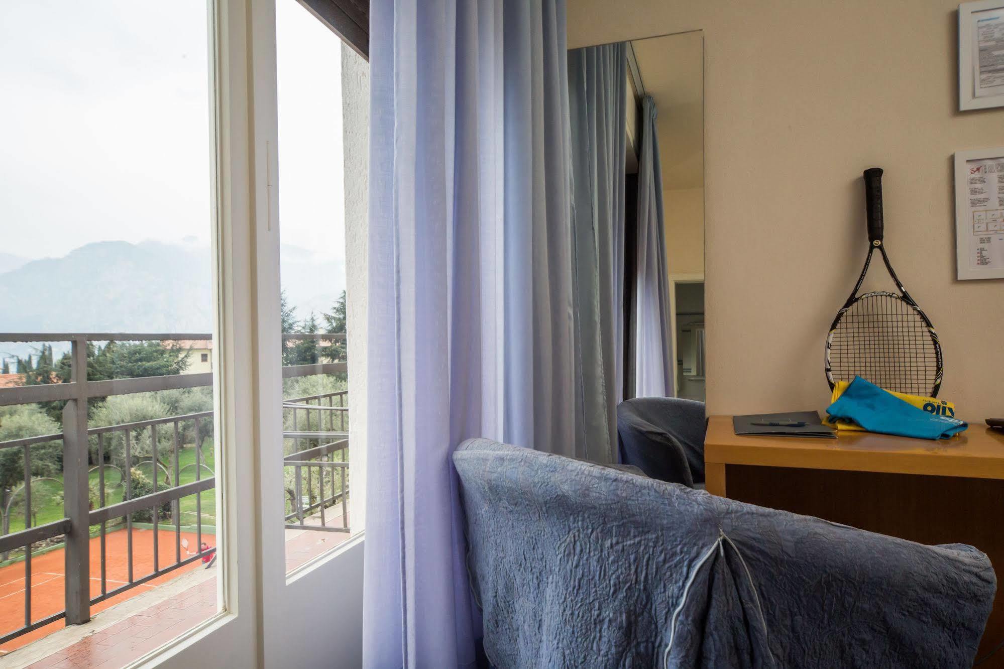 Club Hotel Olivi - Tennis Center Malcesine Zewnętrze zdjęcie
